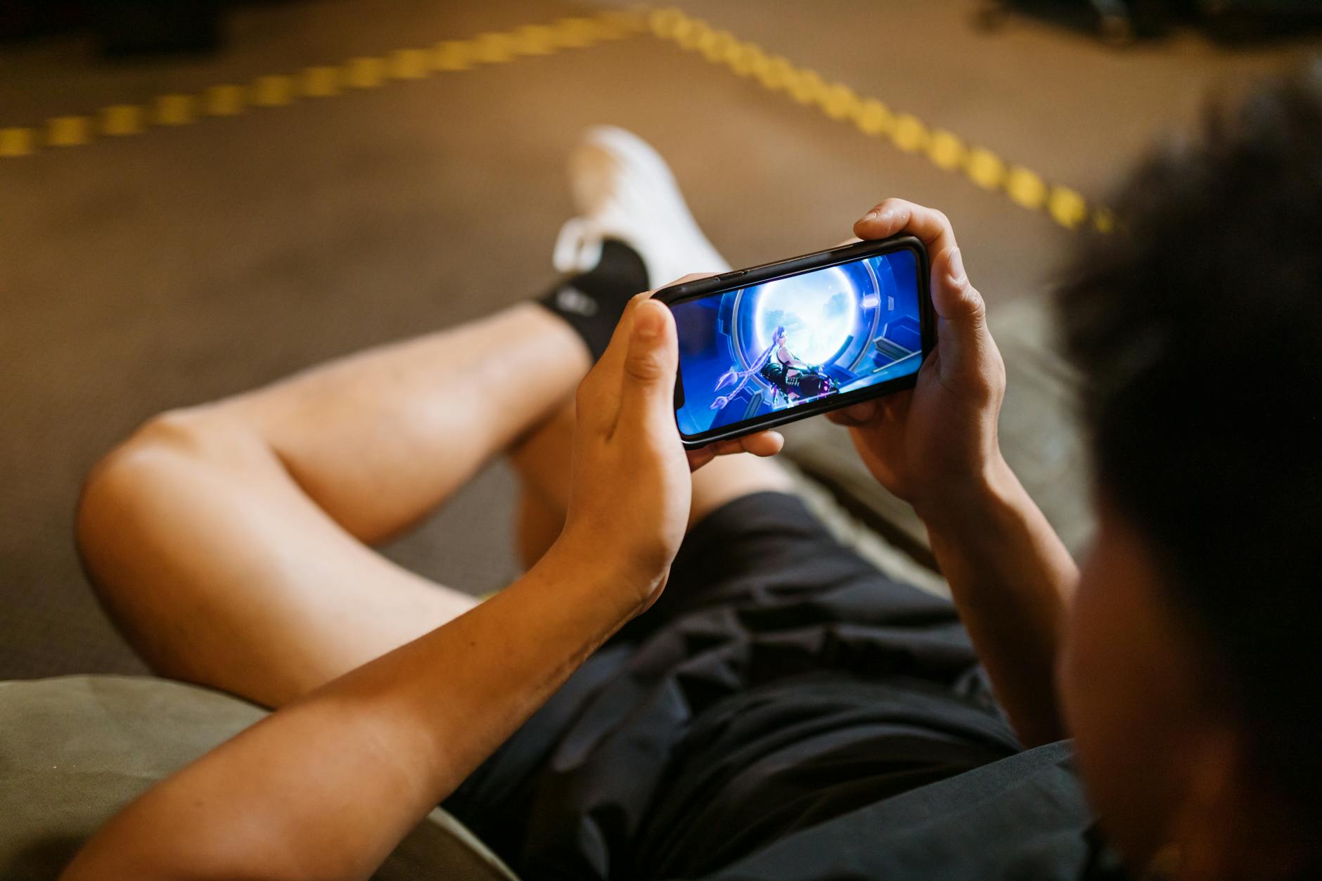 Giao diện game bắn cá trên di động mượt và gọn gàng